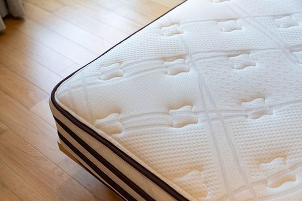 you can prepare your mattress for mattress removal by removing bedding and any personal items from it